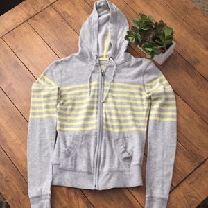 So 🦋 Hooded sweatshirt jacket!